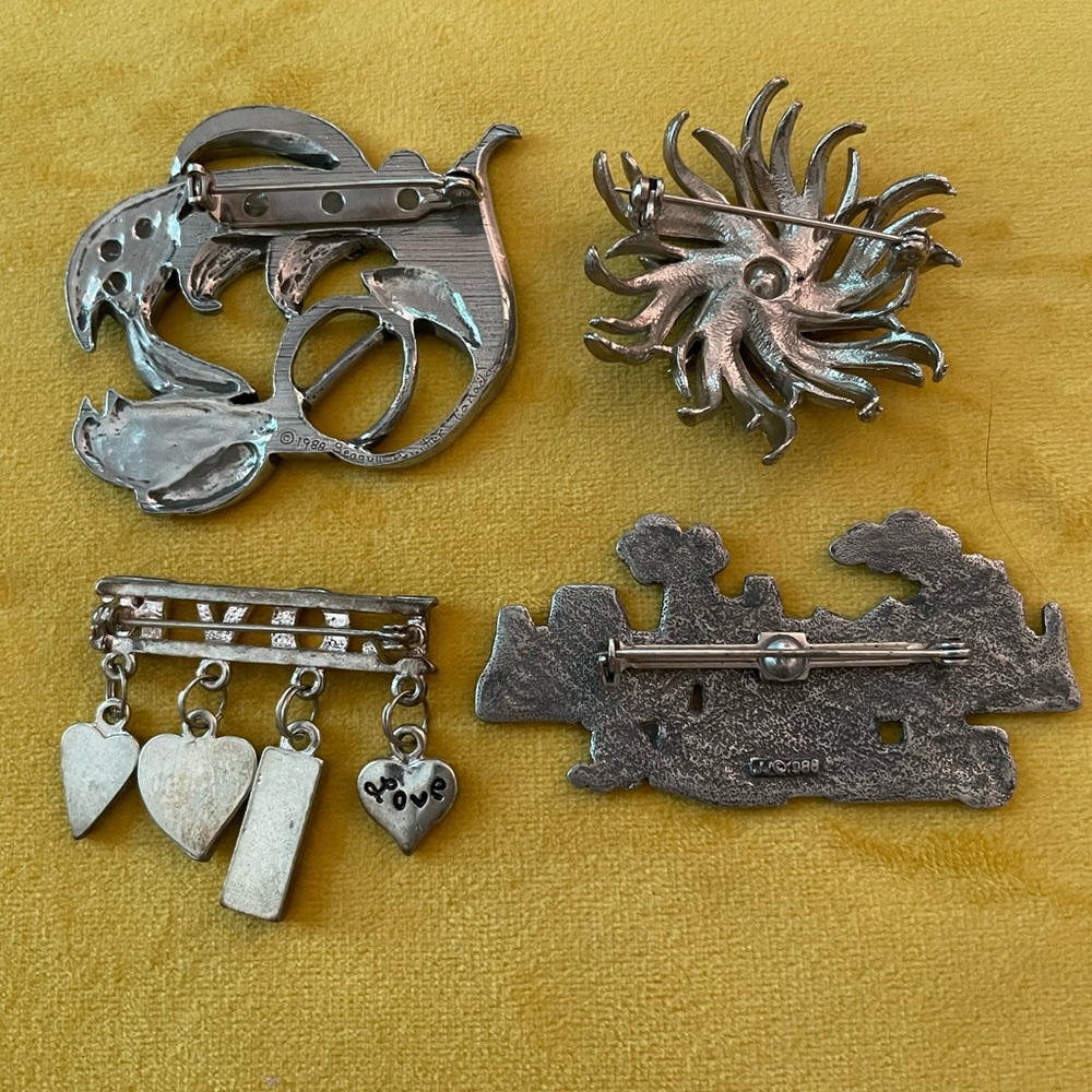 Silver Tone Brooch Pin Set - Picture 2 of 7